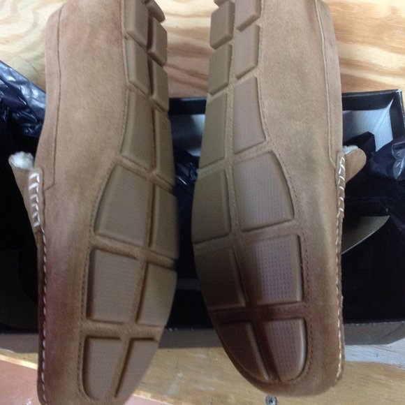 Bloomingdale's Men's Tan Suede Moc Toe Loafers/Slippers - 12 - New in Box - Picture 4 of 8